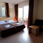 Hotel Lanterna Stikovica