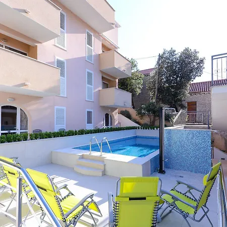 Lanterna 4*