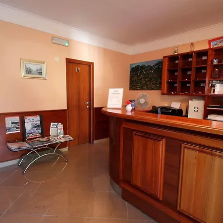 Hotel Lanterna Stikovica