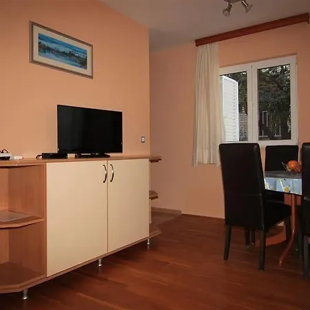 Lanterna Hotell 3*